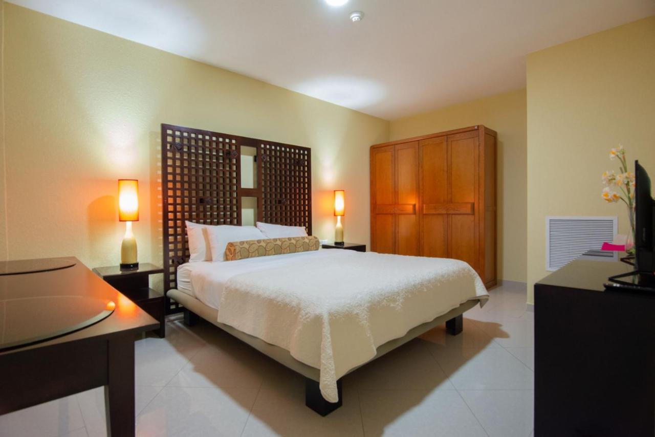 Bay Harbor Luxury 1 Bedroom Apartments Oranjestad Bagian luar foto